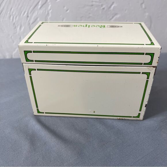 Vintage Recipe Holder 70s Blank Cards Metal Tin Watkins Vegetables - Picture 9 of 16